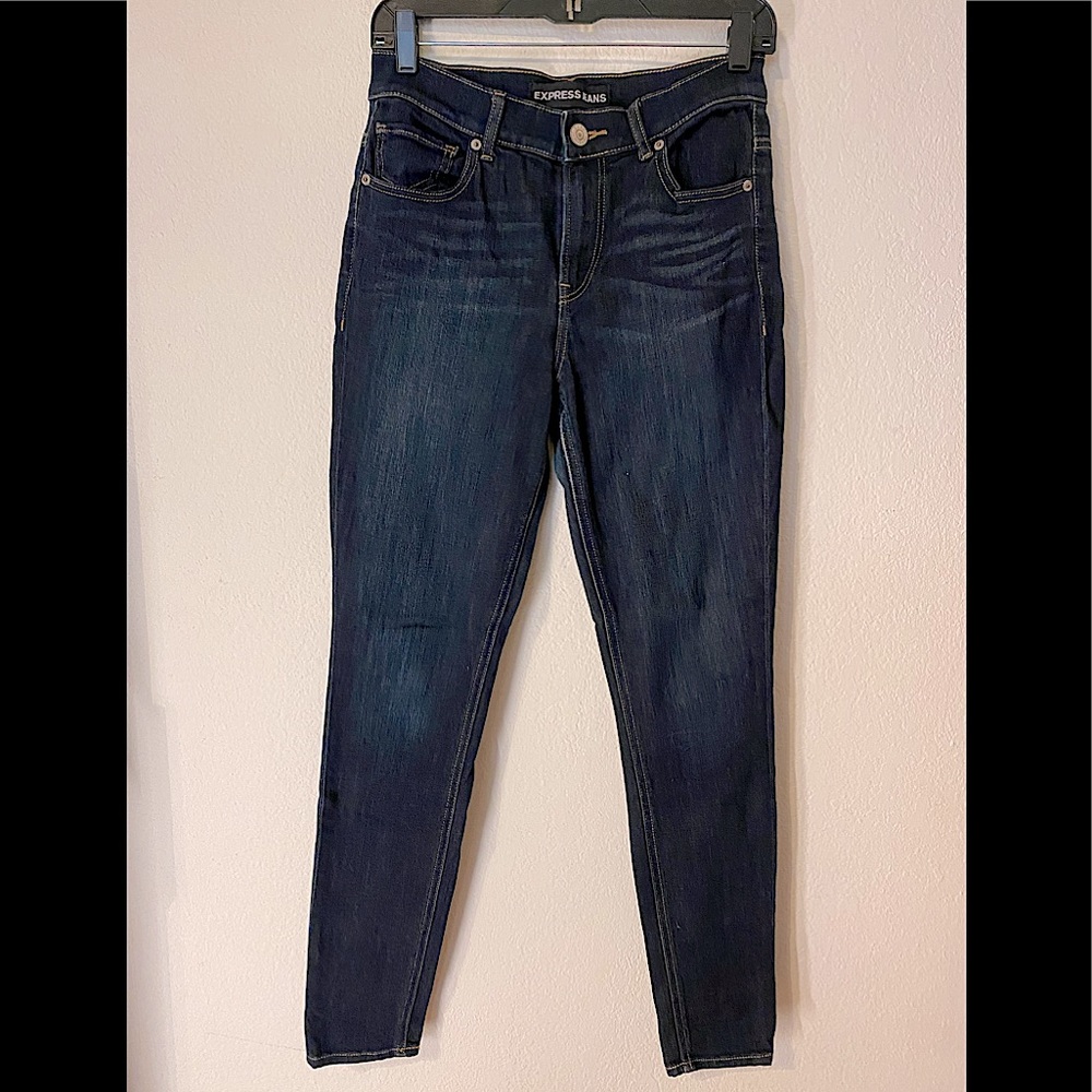 Express high-rise dark wash jean legging. Size 4R.